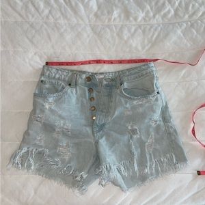 ZARA SHORTS SIZE 27/28